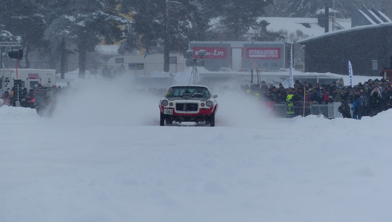 Illustration for article titled Sweden's 'Speed Weekend On Ice' Is Where Sanity Goes To Die And Axles Go To Break